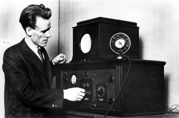 TV chưa bao giờ sống động cho tới khi Philo Farnsworth cải tiến công nghệ quét ảnh của nó.